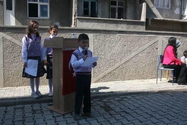 Pasinler’de İlköğretim Haftası Kutlandı