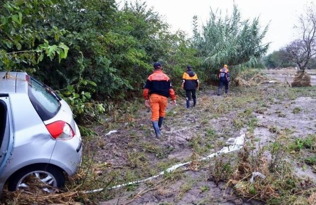 Sel Sularına Kapılan Yaşlı Kadın Aranıyor