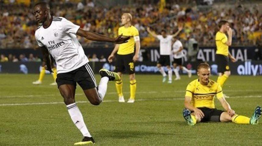 Fenerbahçe'nin rakibi Benfica, Borussia Dortmund'u yendi