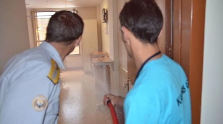 Sarıkamış Devlet Hastanesinde Yapılan Yangın Tatbikatı