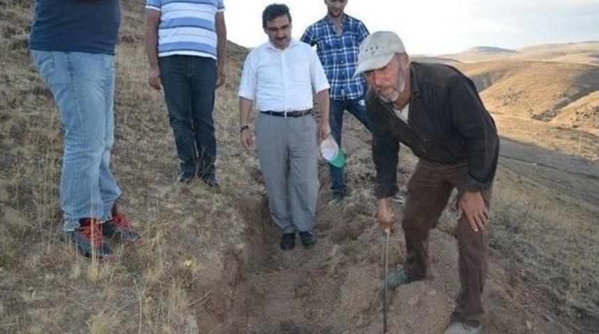 Paland&ouml;ken İ&ccedil;me Suyu Barajı Ağa&ccedil;landırma &Ccedil;alışmaları Devam Ediyor