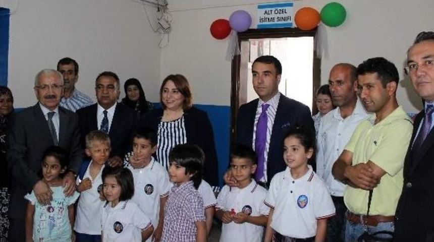 Aydın&rsquo;da İlk Kez &lsquo;işitme Engelli &Ouml;zel Eğitim Sınıfı&rsquo; A&ccedil;ıldı