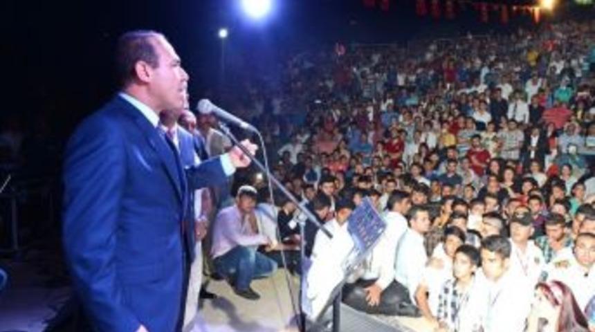 &Ouml;ğrencilere Belediye Otob&uuml;s&uuml; 1 Tl