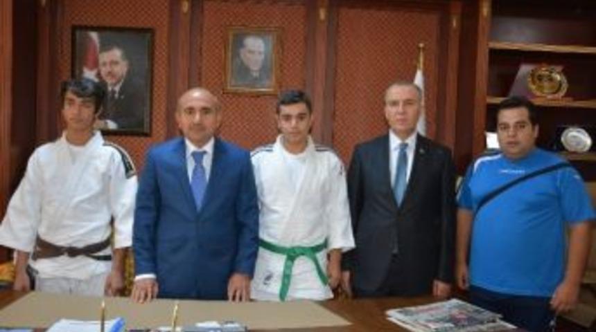 Judo Takımından Başkan Kara&rsquo;ya Ziyaret