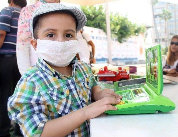 Lösev’in ’iyilik Tır’ı Mersin’e Geldi G2