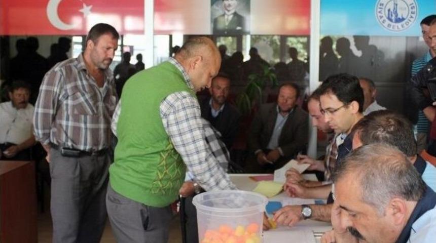 Kurban Pazar Yeri Ve Padok Kuraları &Ccedil;ekildi