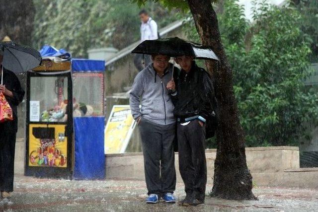 Bursa’da Yağmur Yağışı