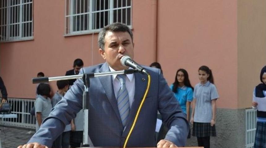 Bor&rsquo;da İlk&ouml;ğretim Haftası Coşkusu