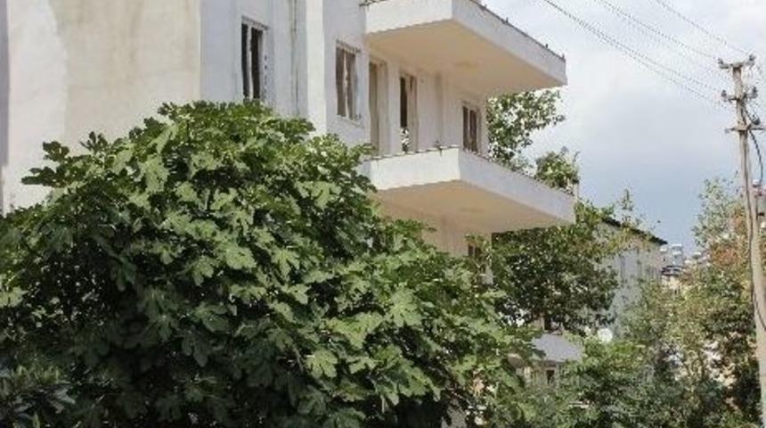 Uyuşturucu Kullandığı İddia Edilen Şahıs İnşaatta Yanarak &Ouml;ld&uuml;