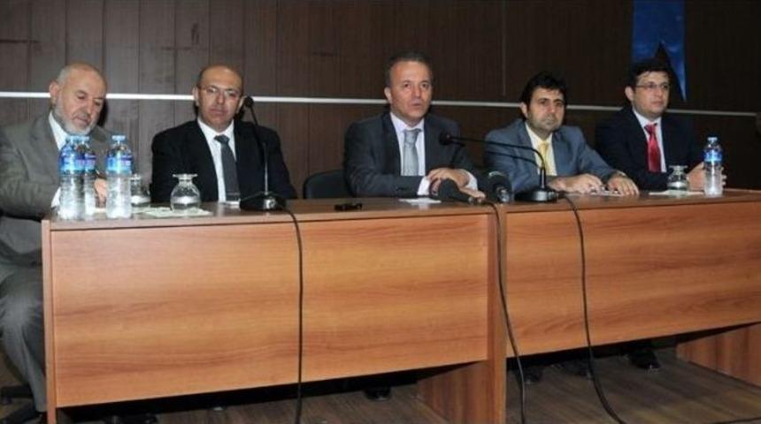 Afyonkarahisar Valisi G&uuml;ner&rsquo;den D&uuml;ğ&uuml;nlerde Silah Atılmaması Uyarısı