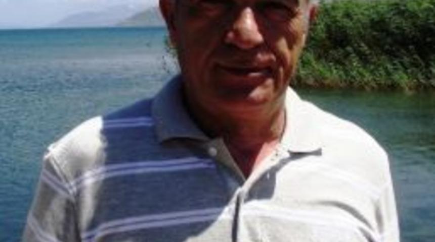 Su &Uuml;r&uuml;nleri Fak&uuml;ltesi &Ouml;ğretim &Uuml;yesinden Su Kirliliğine Tepki