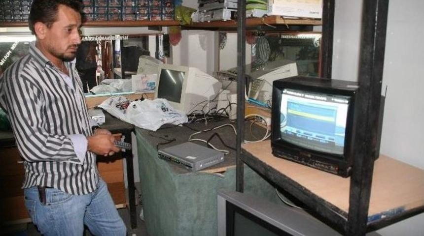 Yozgat&rsquo;ta Sabah Uydu Alıcıları &Ccedil;alışmayan Vatandaşlar Tamircilere Koştu