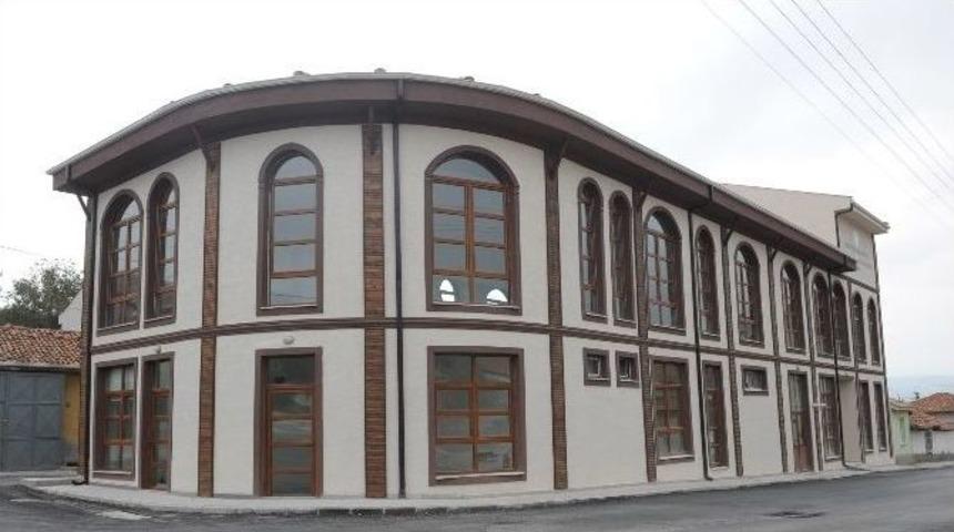 Boz&uuml;y&uuml;k&rsquo;&uuml;n İkinci Mahalle Konağı A&ccedil;ılış İ&ccedil;in G&uuml;n Sayıyor