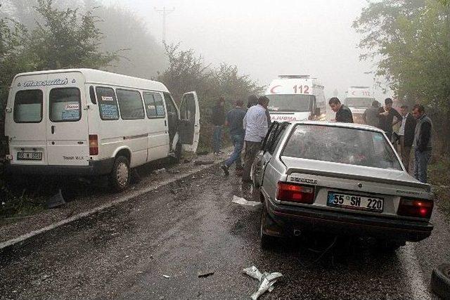 Samsun’da Trafik Kazası: 1 Ölü, 4 Yaralı