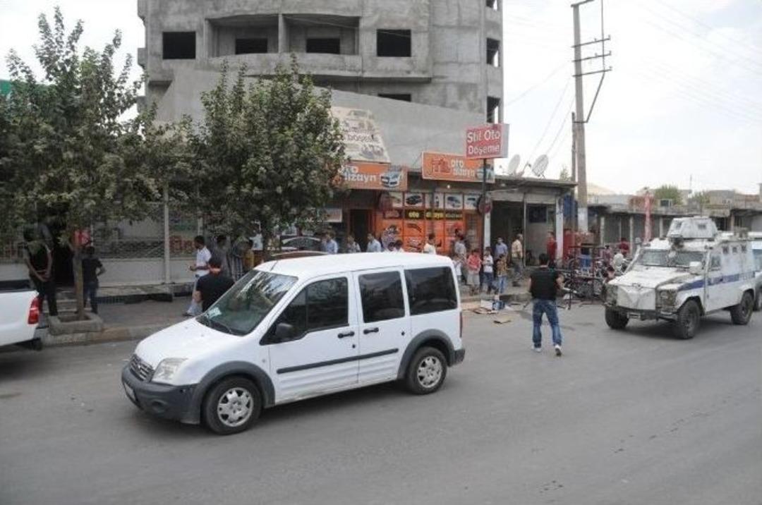 Cizre&rsquo;de Alacak Verecek Kavgası: 1 Yaralı