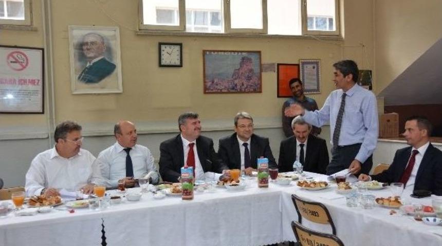 Yunusemre&rsquo;de Hedef Her Mahalleye Hizmet