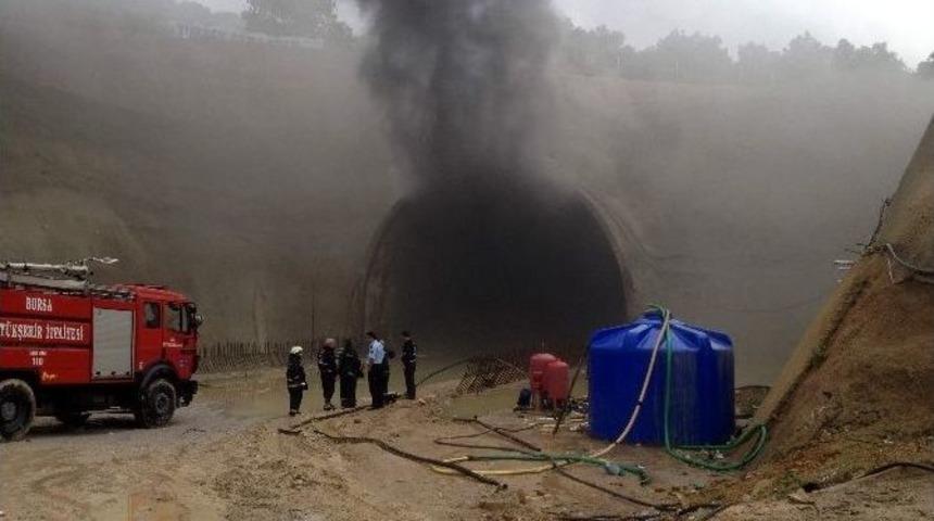 Bursa&rsquo;da Hızlı Tren T&uuml;nel İnşaatında Yangın