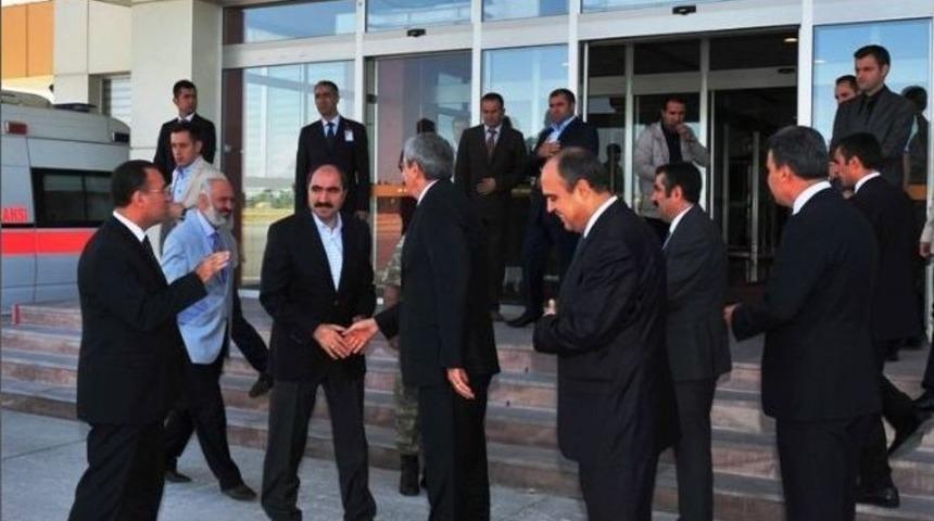 Bakan Bozdağ Hakkari&rsquo;ye Gitti