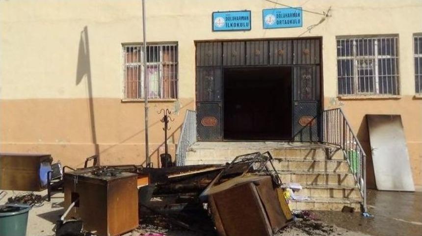 Siirt&rsquo;te İki Okul Molotoflu Saldırı