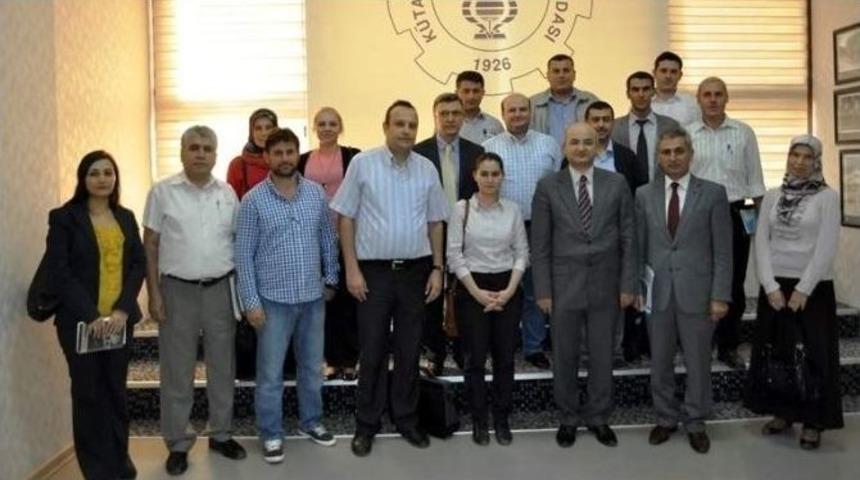 K&uuml;tahya&rsquo;da &rsquo;iş Sağlığı Ve G&uuml;venliğini Bilgilendirme&rsquo; Toplantısı