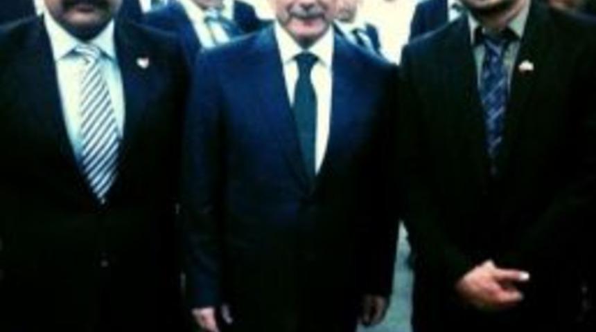 Gen&ccedil;lik Kktc&rsquo;de Başbakan Davutoğlu&rsquo;nu Yalnız Bırakmadı