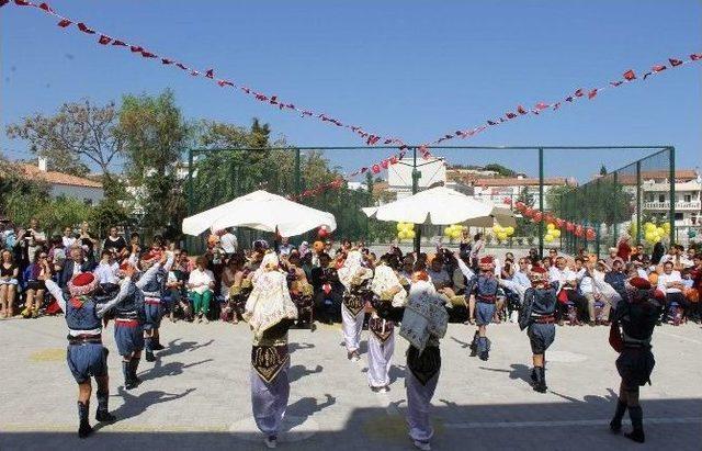 Çeşme’de İlköğretim Haftası Kutlamaları