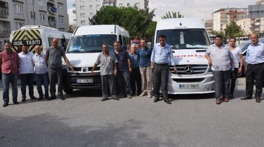 Manisalı Servis Şof&ouml;rlerinden İzmir Tepkisi