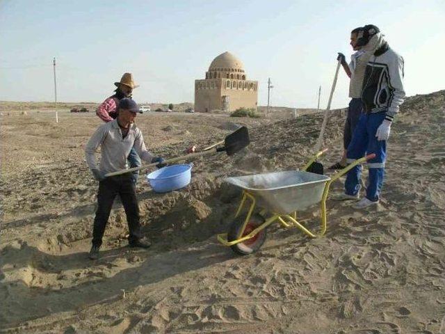 Sultan Alparslan Türbesi Arkeolojik Kazısı Başladı