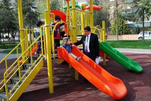 Şehitkamil Belediyesi Parkları Önemsiyor