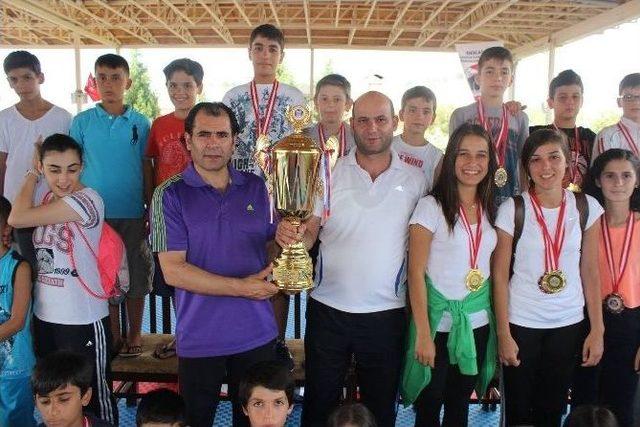 İkad Spor Kulübü Başarısını Sürdürüyor