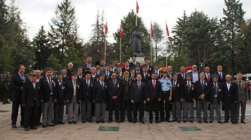 Gaziler G&uuml;n&uuml; &Ccedil;orum&rsquo;da Kutlandı