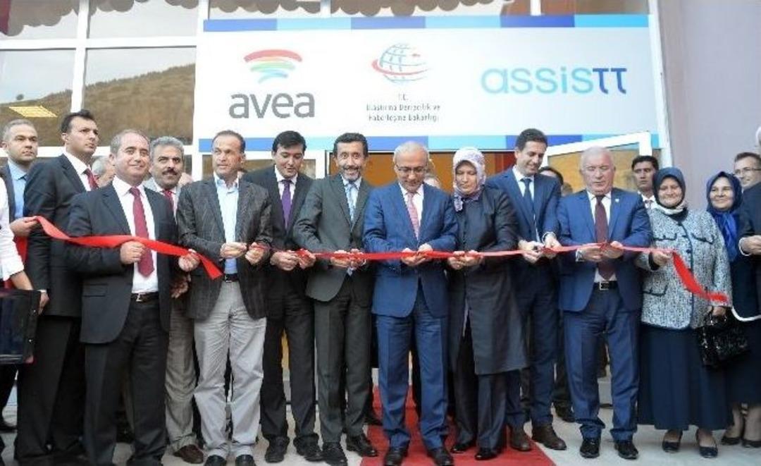 Bakan Elvan, &Ccedil;ağrı Merkezi A&ccedil;tı