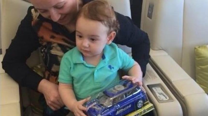 Rehineleri Taşıyan U&ccedil;ağın İ&ccedil;inden İlk Fotoğraflar