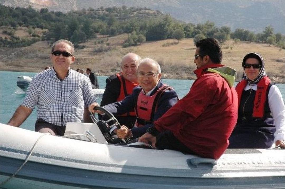 Ermenek&rsquo;te Yelken Yarışları Başladı