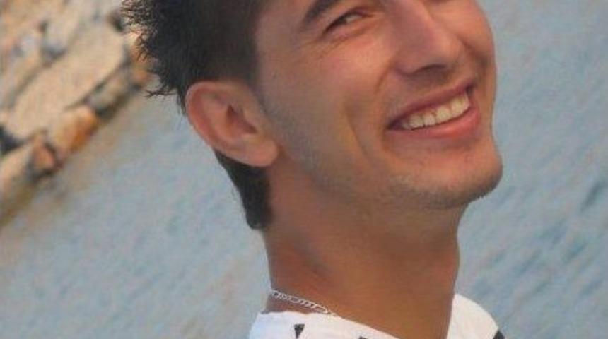 Tiyatrocu Gen&ccedil;ler Kanser Hastası İ&ccedil;in Sahneye &Ccedil;ıkacak