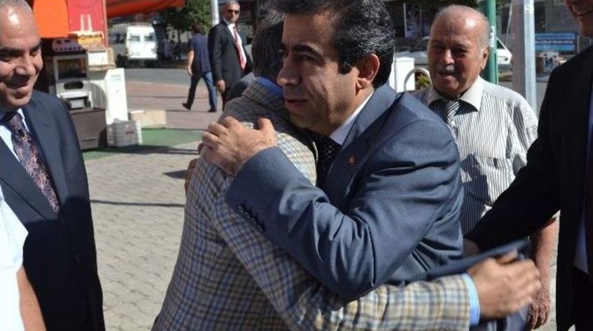 Vali G&uuml;zeloğlu Anamurlulara Veda Etti