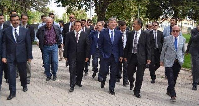 Abdullah Gül Agü’yü Ziyaret Etti