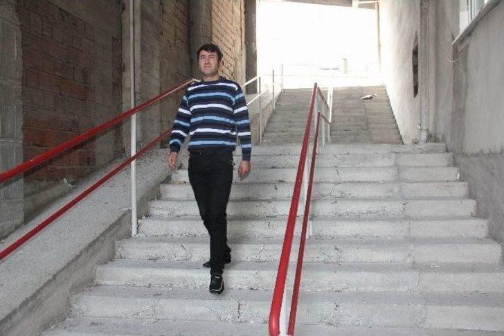 Evin Altından Sokak Geçiyor G2