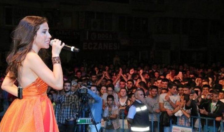 Saruhanlı’da Burcu Güneş Rüzgarı Esti G1