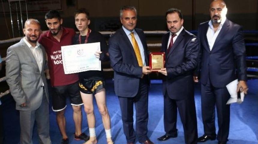 Muay Thai S&uuml;per Lig 3. Ayak Turnuvası Nefes Kesti
