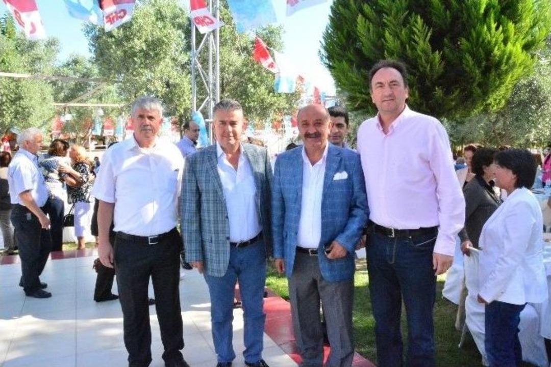 Chp Akhisar Teşkilatı Kadın Kolları Kahvaltıda Buluştu