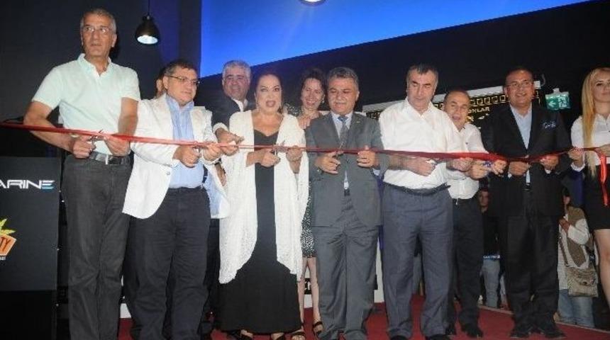 T&uuml;rkan Şoray Mersin&rsquo;de Sinema Salonu A&ccedil;tı