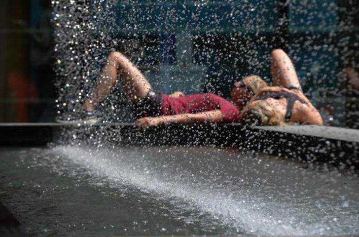 Korkulan oldu! Dünya kavruluyor G3