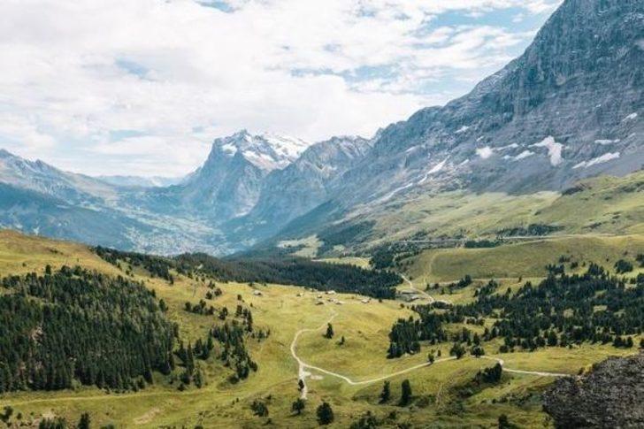 5- ALPLERİN ARASINDA DOĞAL BİR KASABA: WENGEN