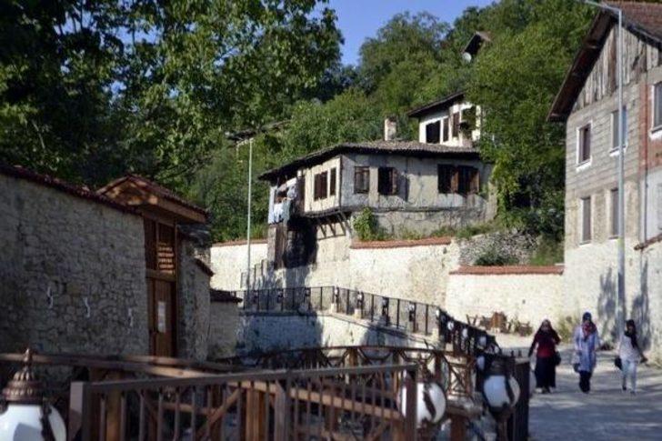 11- ESKİ TÜRK EVLERİYLE 'SAFRANBOLU'