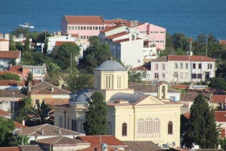 14- LEZZETLİ YEMEKLERİYLE 'CUNDA ADASI'