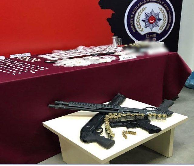 İzmir'de polisten uyuşturucu ticaretine ağır darbe