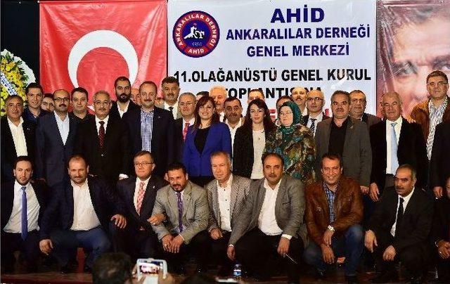 Ahid Yeni Başkanını Seçti