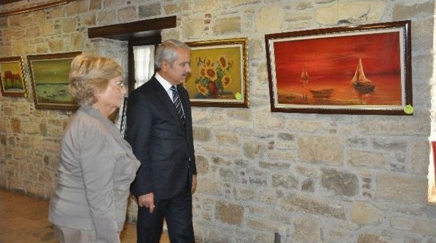 Aydınlı Yardım Sevenlerden Resim Sergisi