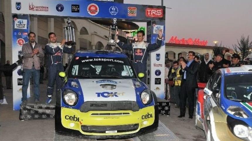 Hitit Rallisi&rsquo;nin Şampiyonu Kupayı Başkan Ak&rsquo;tan Aldı